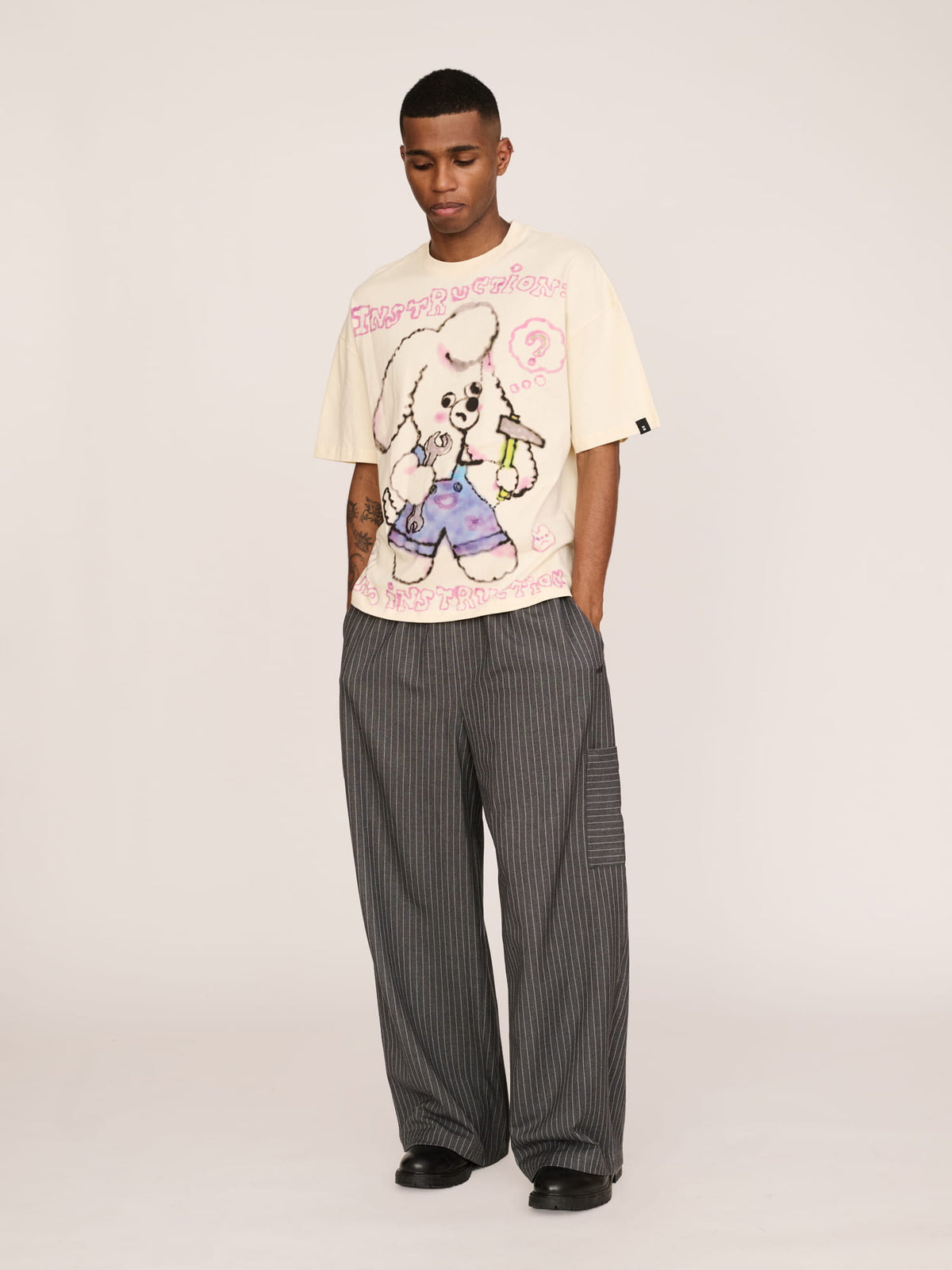 model:Paris wears size L and is 6’2”