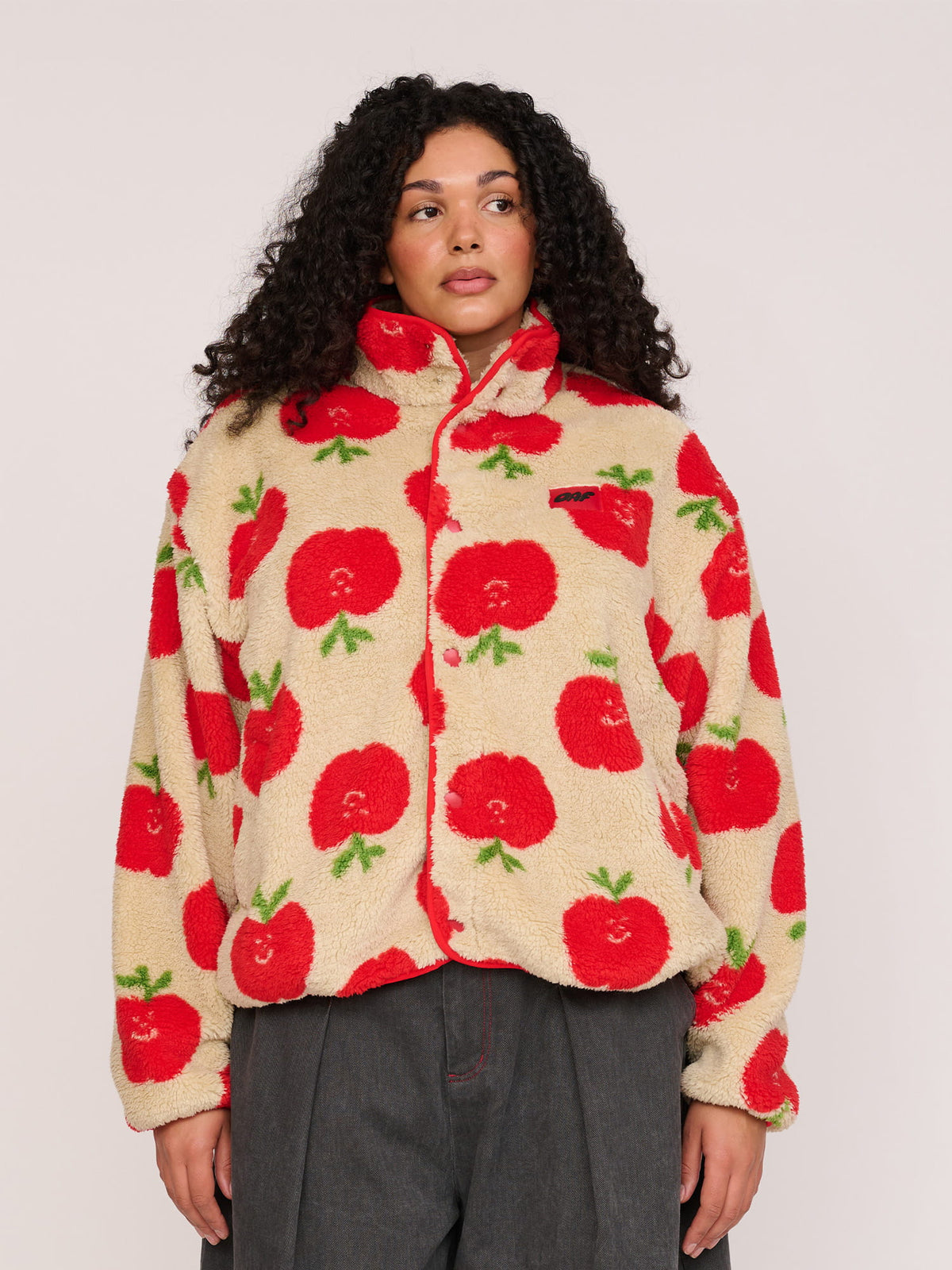 collection-curve, model:Elena wears size XXL and is 5’10” 