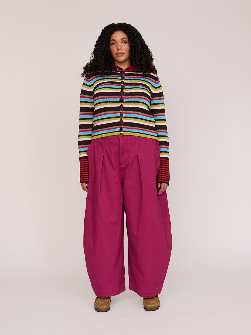 model:Elena wears size XXL and is 5’10”