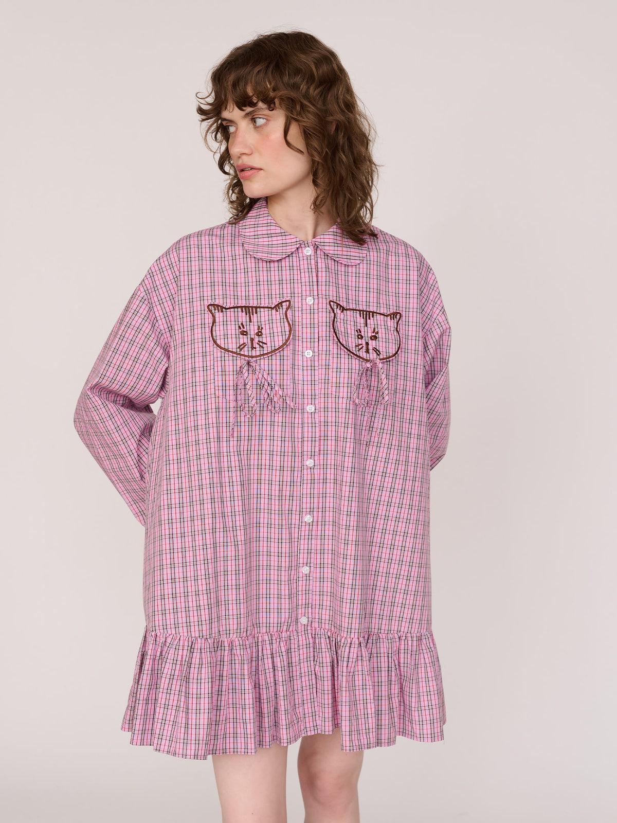 model:Ines wears size S and is 5’8”