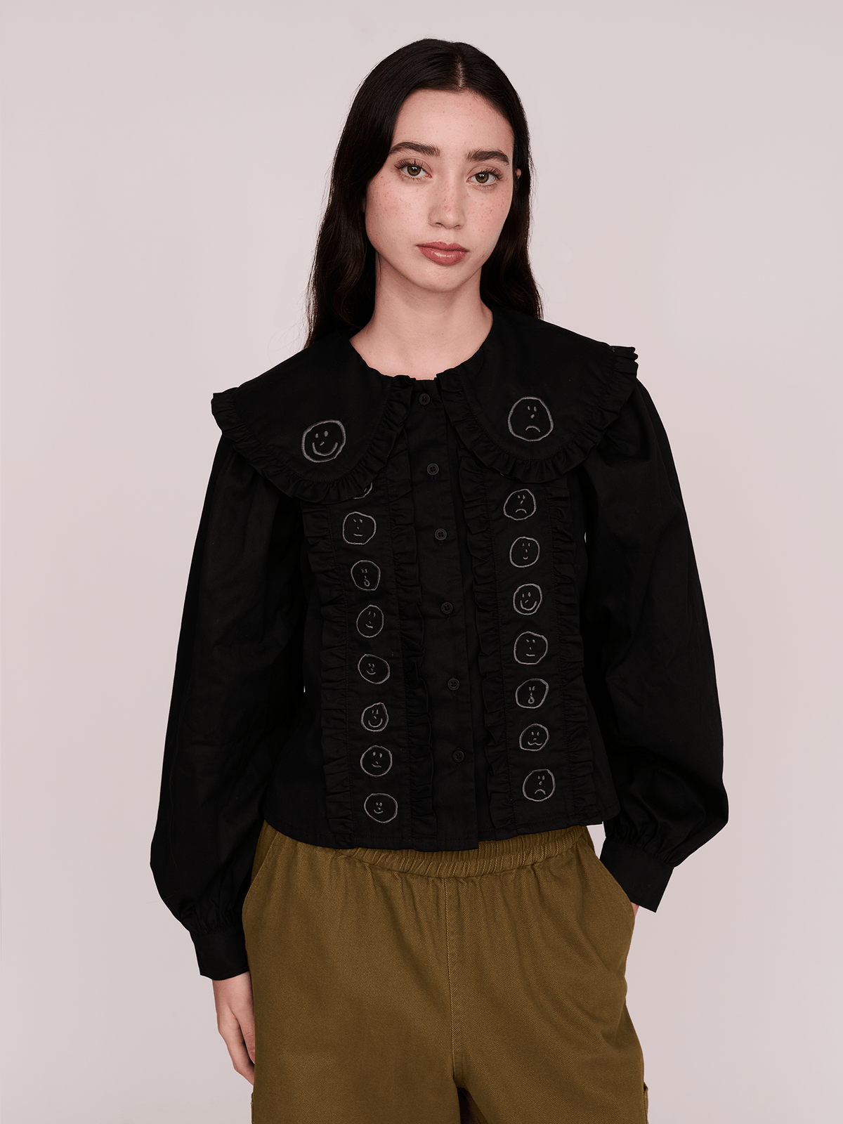 Collection-women-landing, collection-women-new-in-1, collection-womens-shirts, model:Winnie wears size S and is 5’9