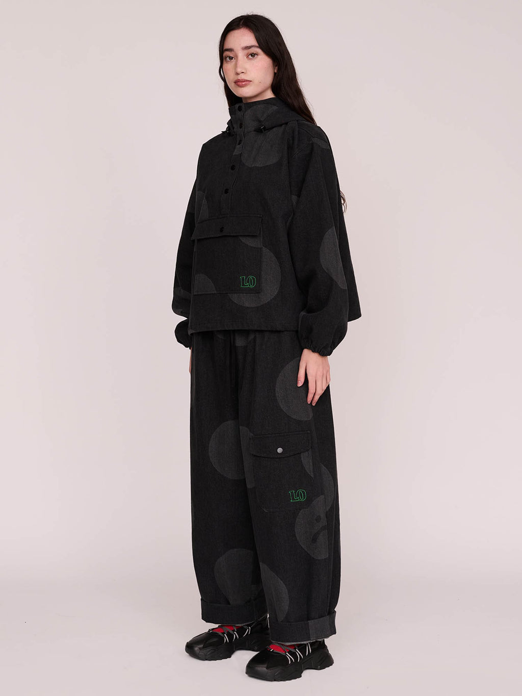 model:Winnie wears size S and is 5’9