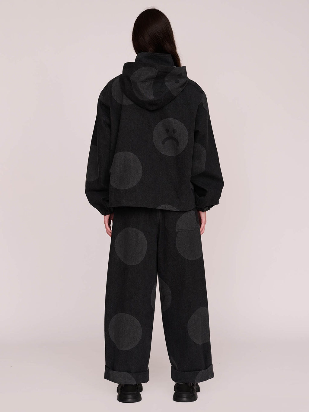 model:Winnie wears size S and is 5’9