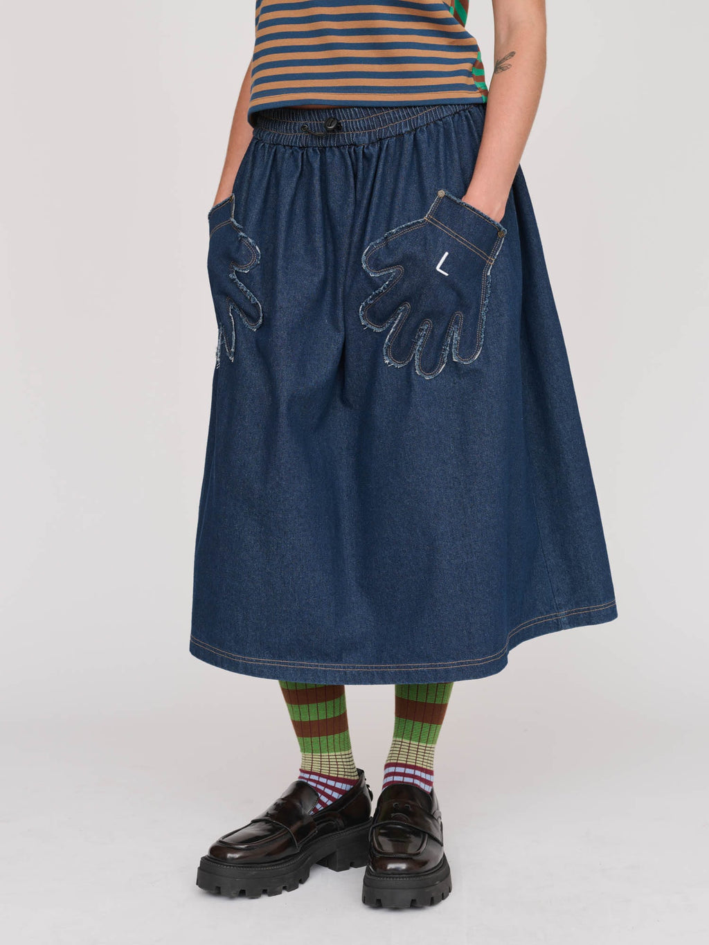 Collection-women-landing, collection-women-new-in-1, collection-womens-skirts, model:Molly wears size S and is 5’ 7”