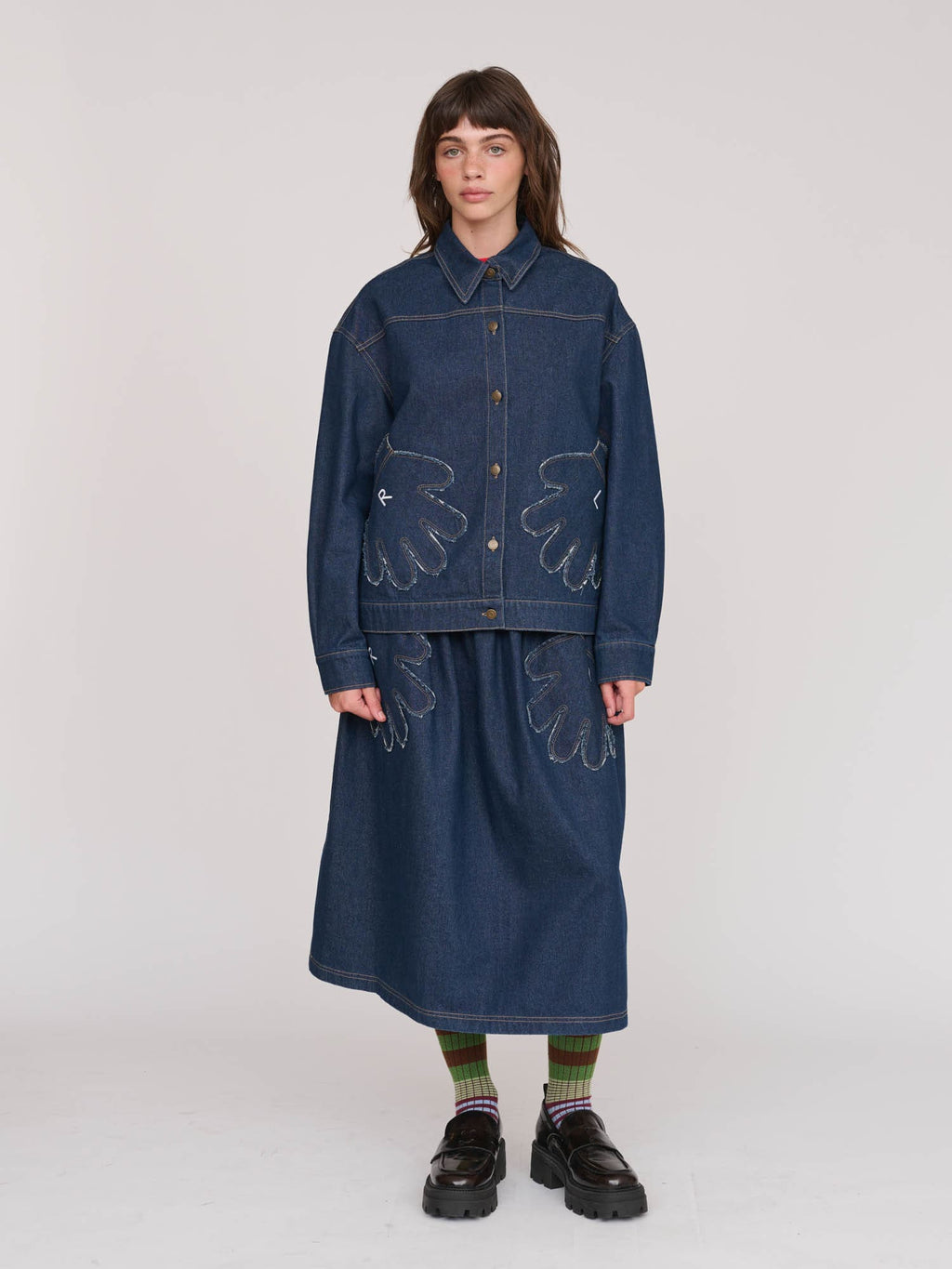 model:Molly wears size S and is 5’ 7”