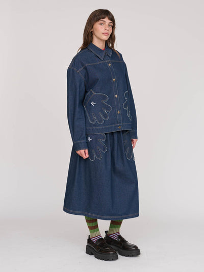 model:Molly wears size S and is 5’ 7”