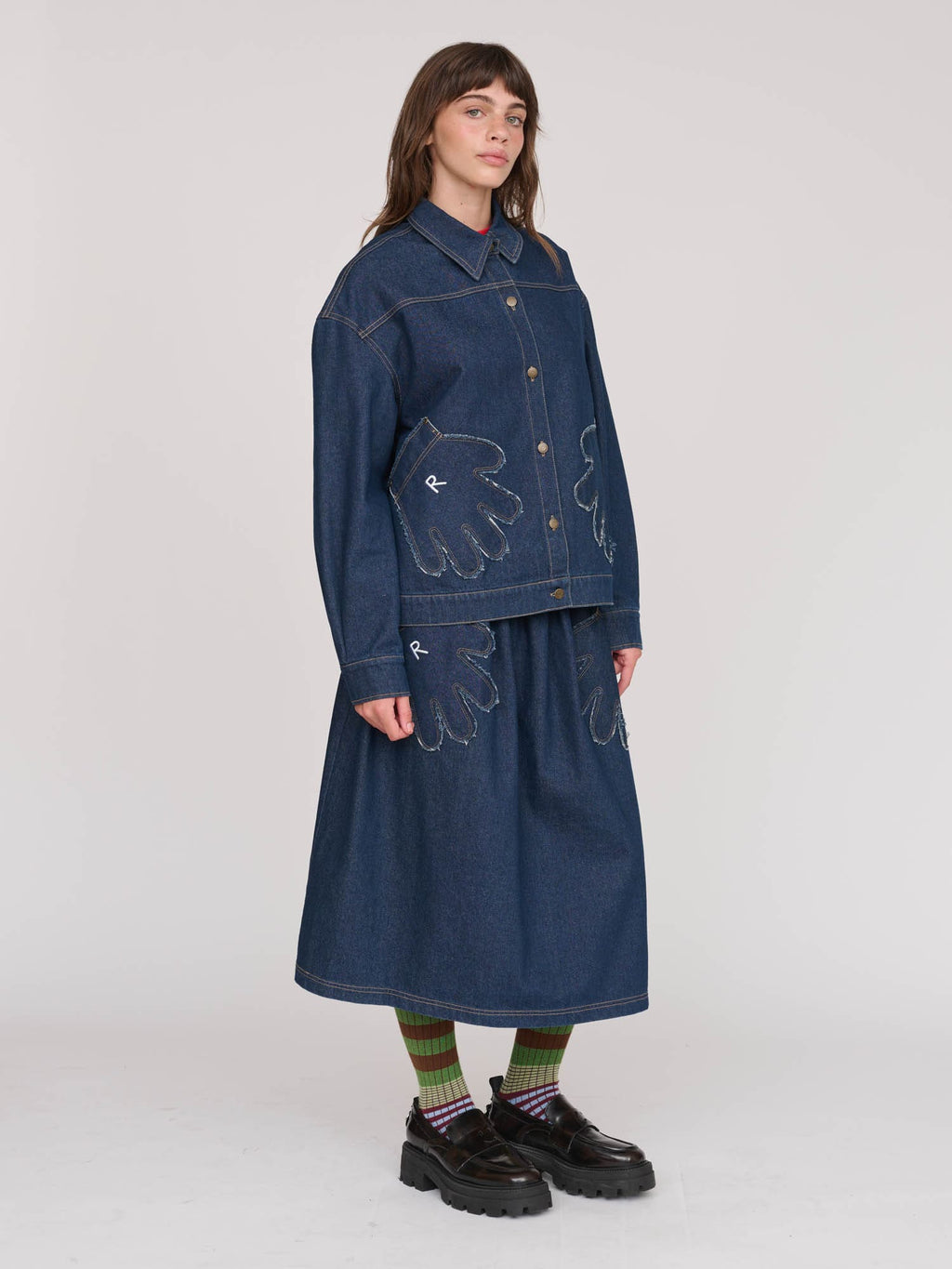 model:Molly wears size S and is 5’ 7”