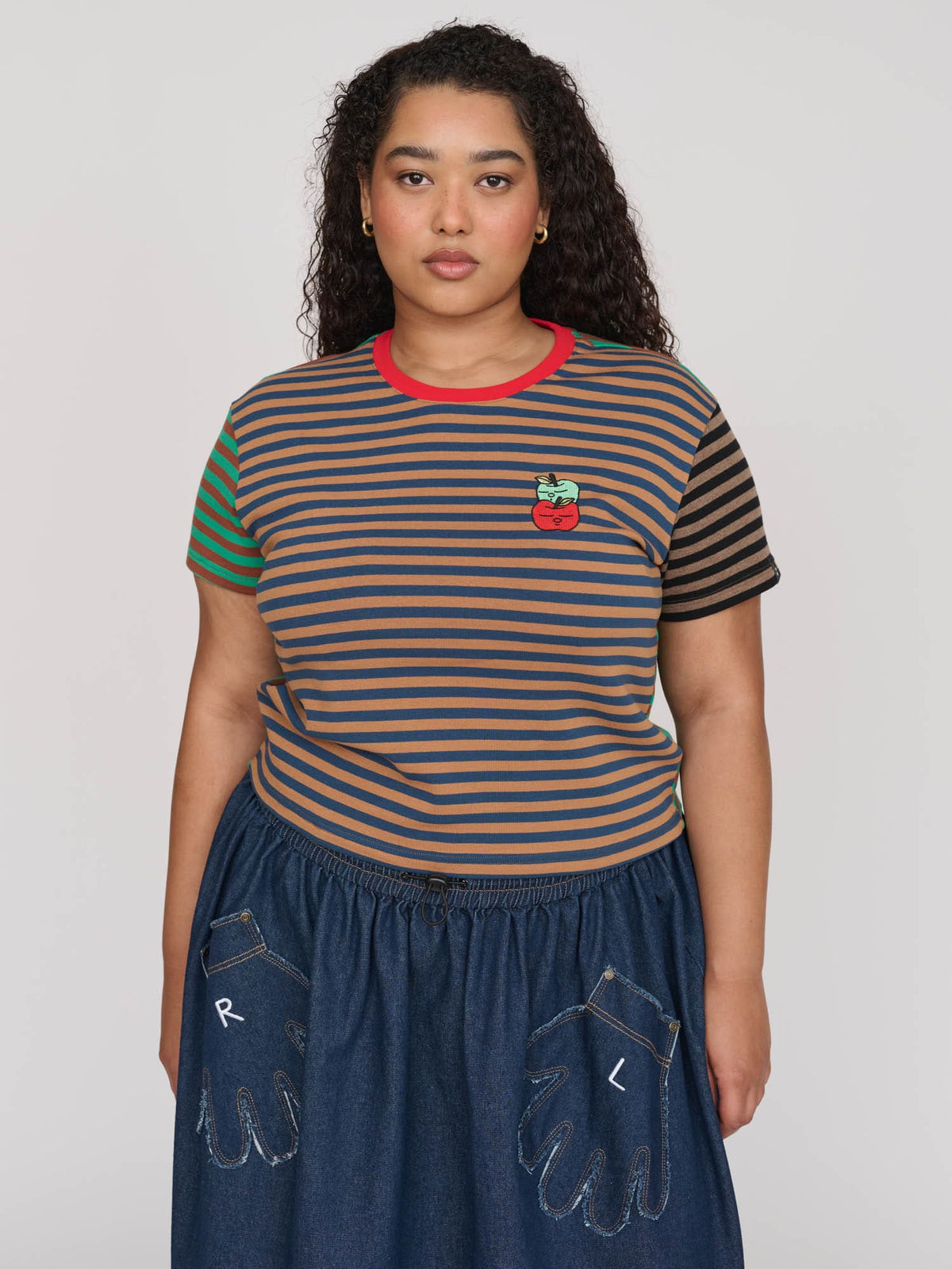 collection-curve, model:Zaynab wears size XXL and is 5’8”