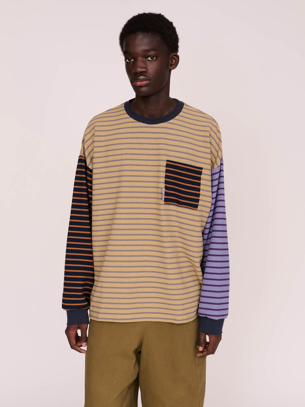 Collection-men-landing, collection-men-new-in-1, collection-men, collection-mens-t-shirts, model:Elhadj wears size L and is 6’1”