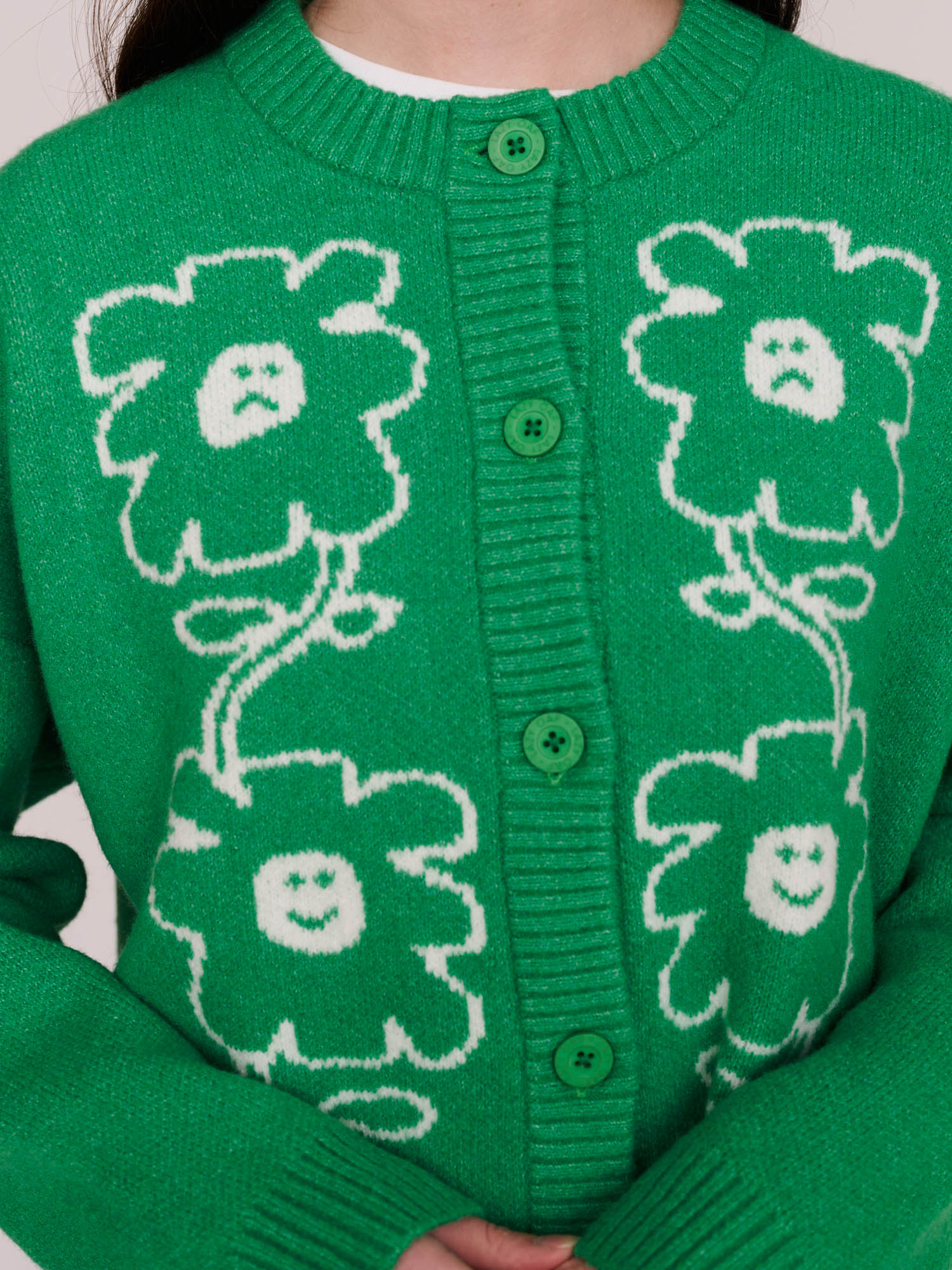 flower カーディガン Camphor wood damage flower motif knit shirt cardigan G-DRAGON X