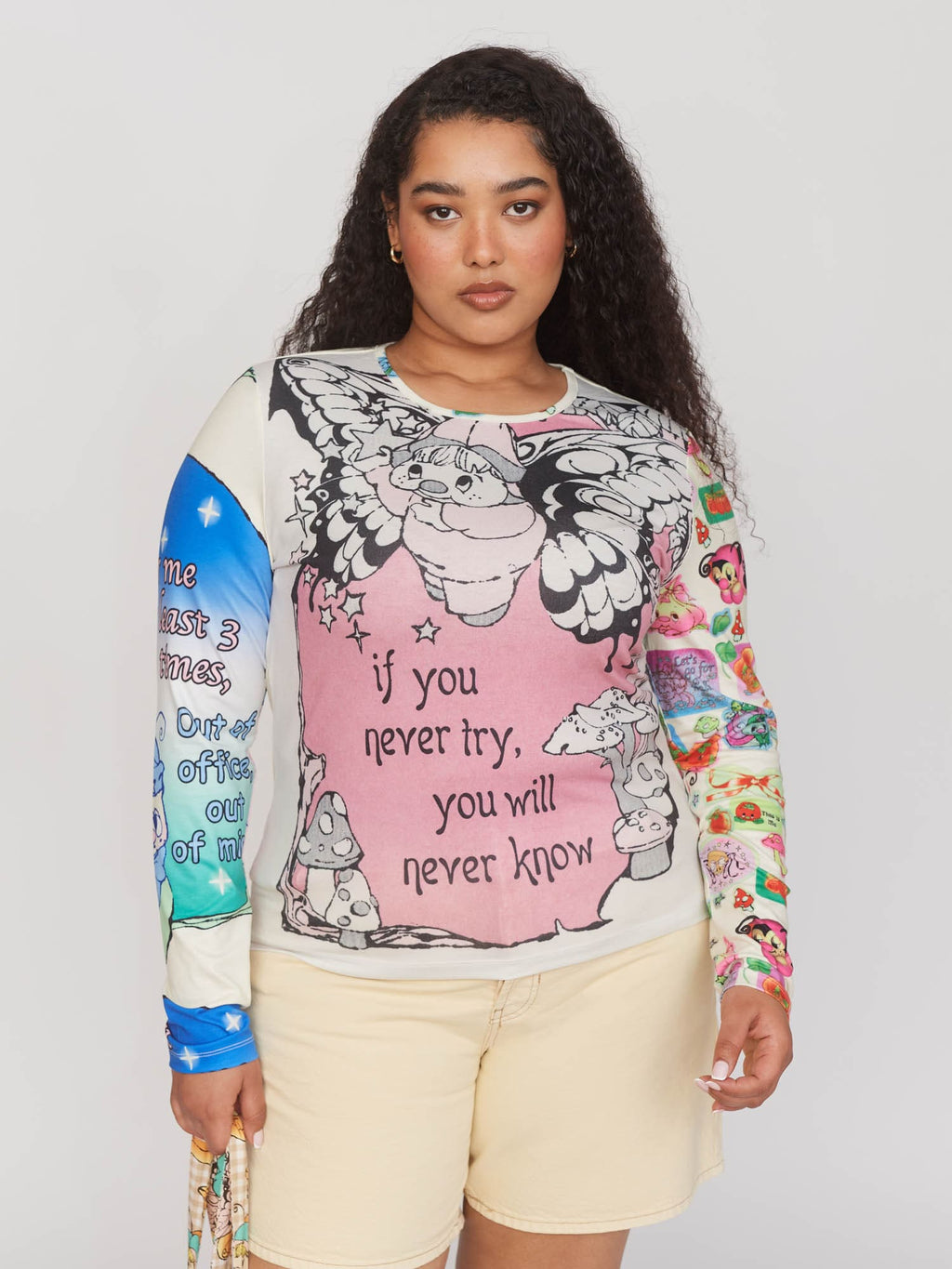 model:Zaynab wears size XXL and is 5’8”, collection-curve