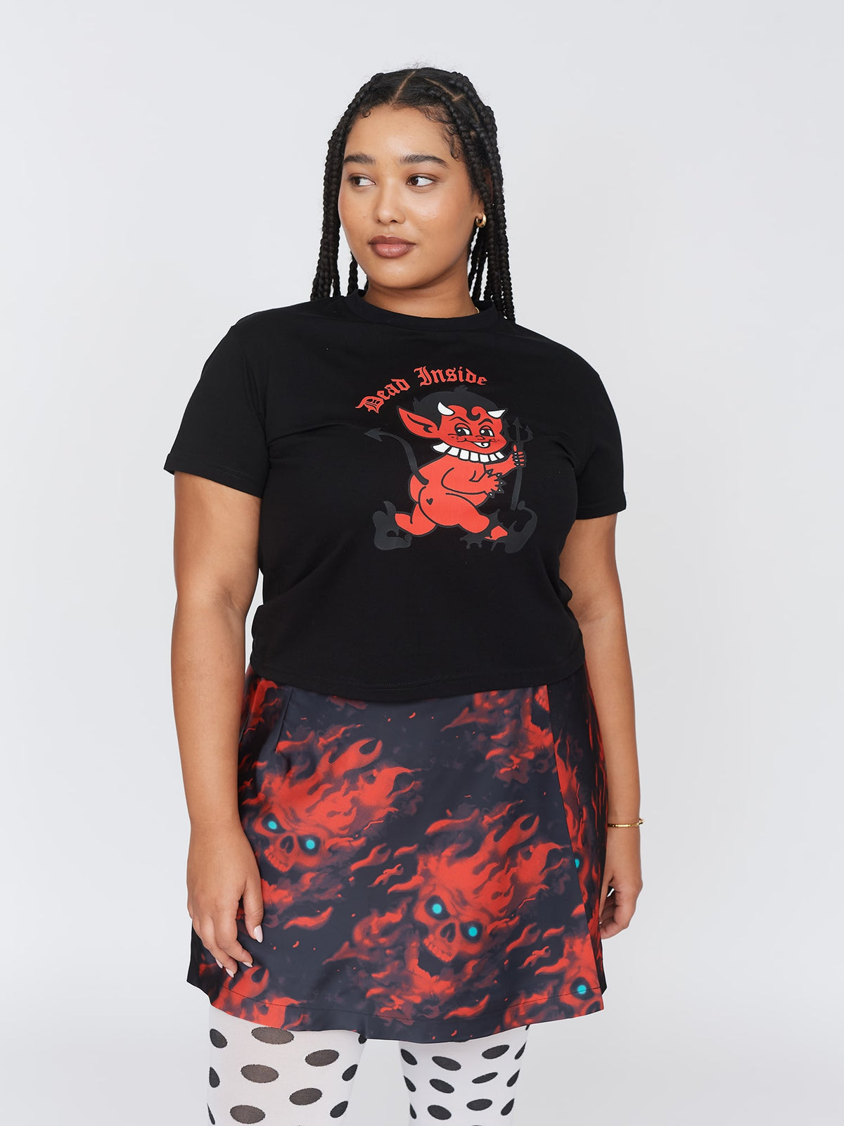 collection-curve, model:Zaynab wears size XXL and is 5’8”