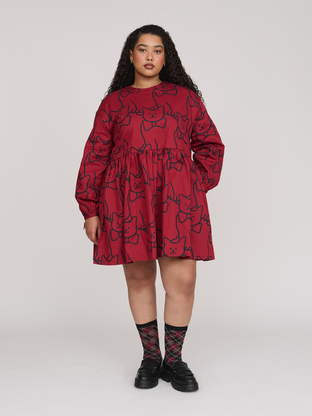 collection-curve, model:Zaynab wears size XXL and is 5’8”