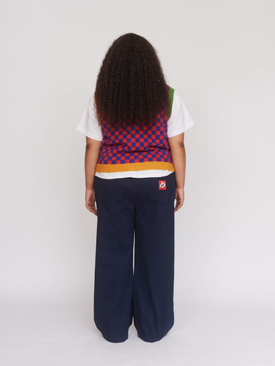 model:Zaynab wears size XXL and is 5’8”