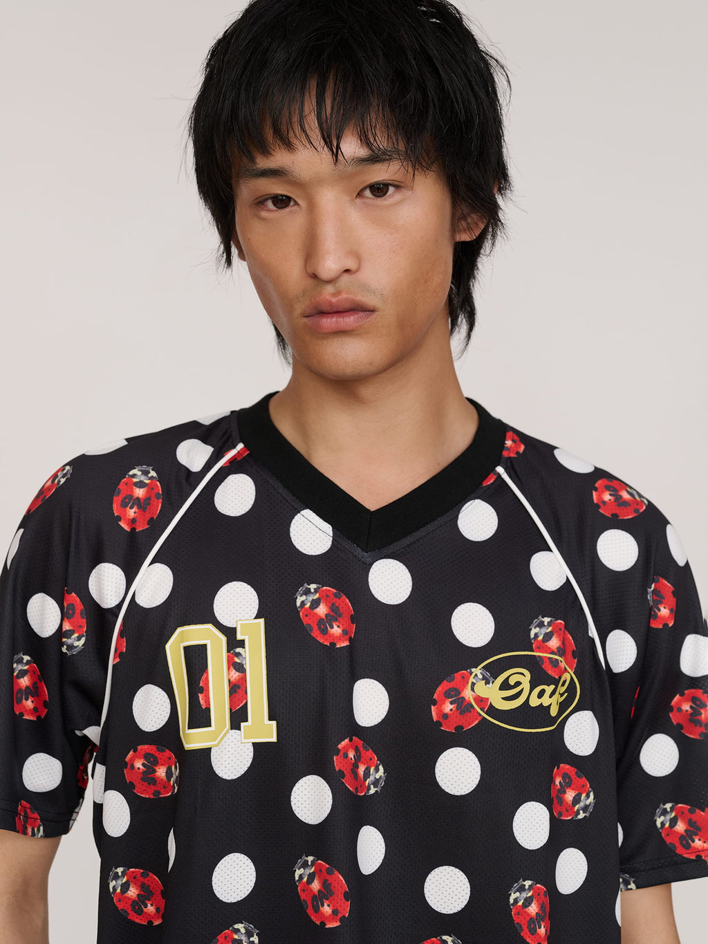 model:Quinuo wears size L and is 6’0”