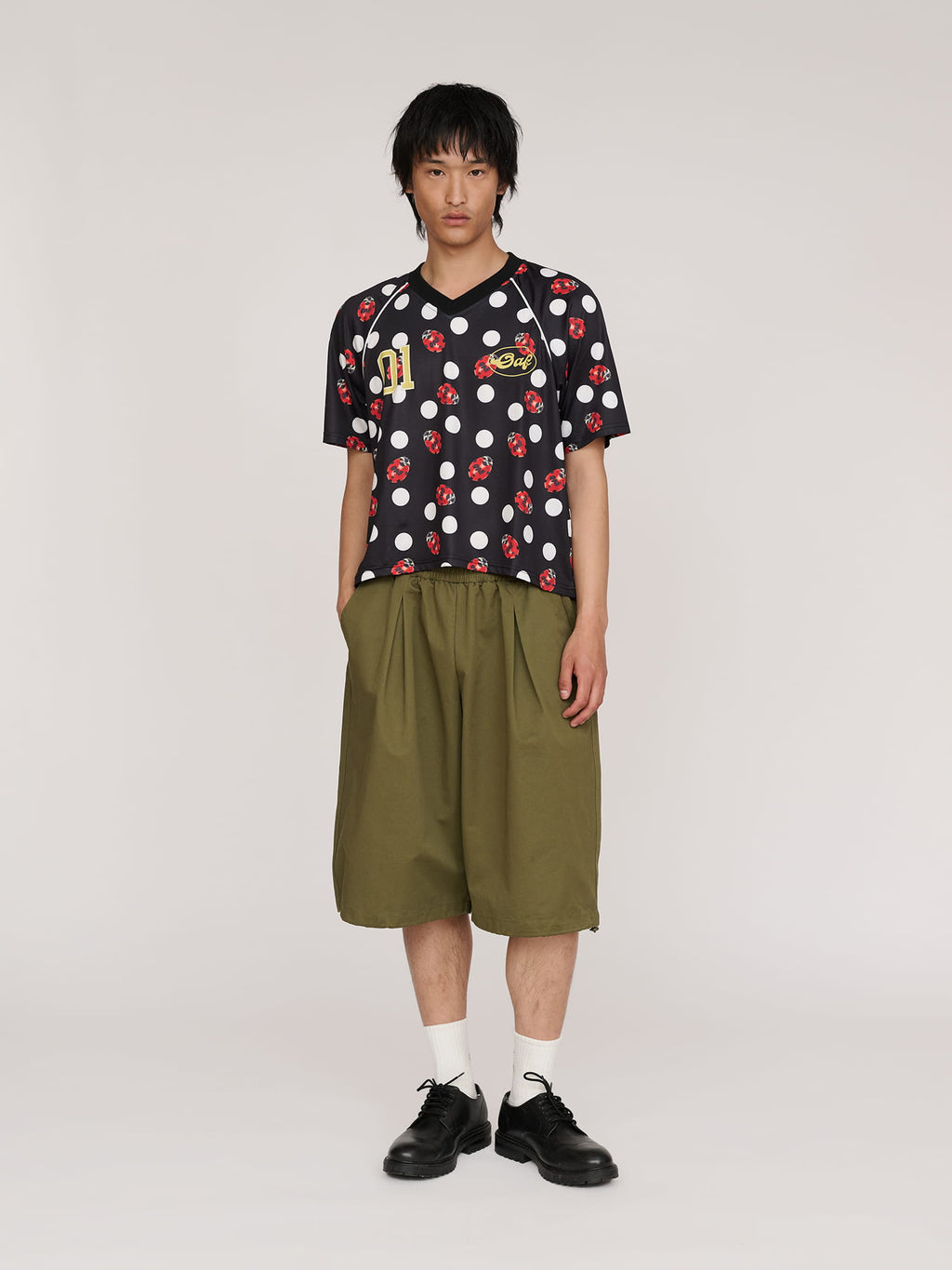 model:Quinuo wears size L and is 6’0”