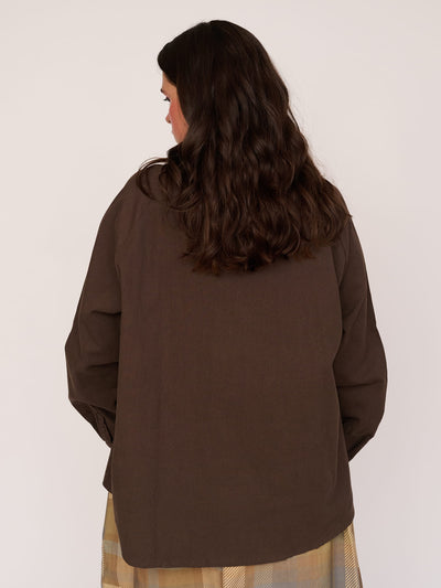 model:Bella wears size XXL and is 5’10”