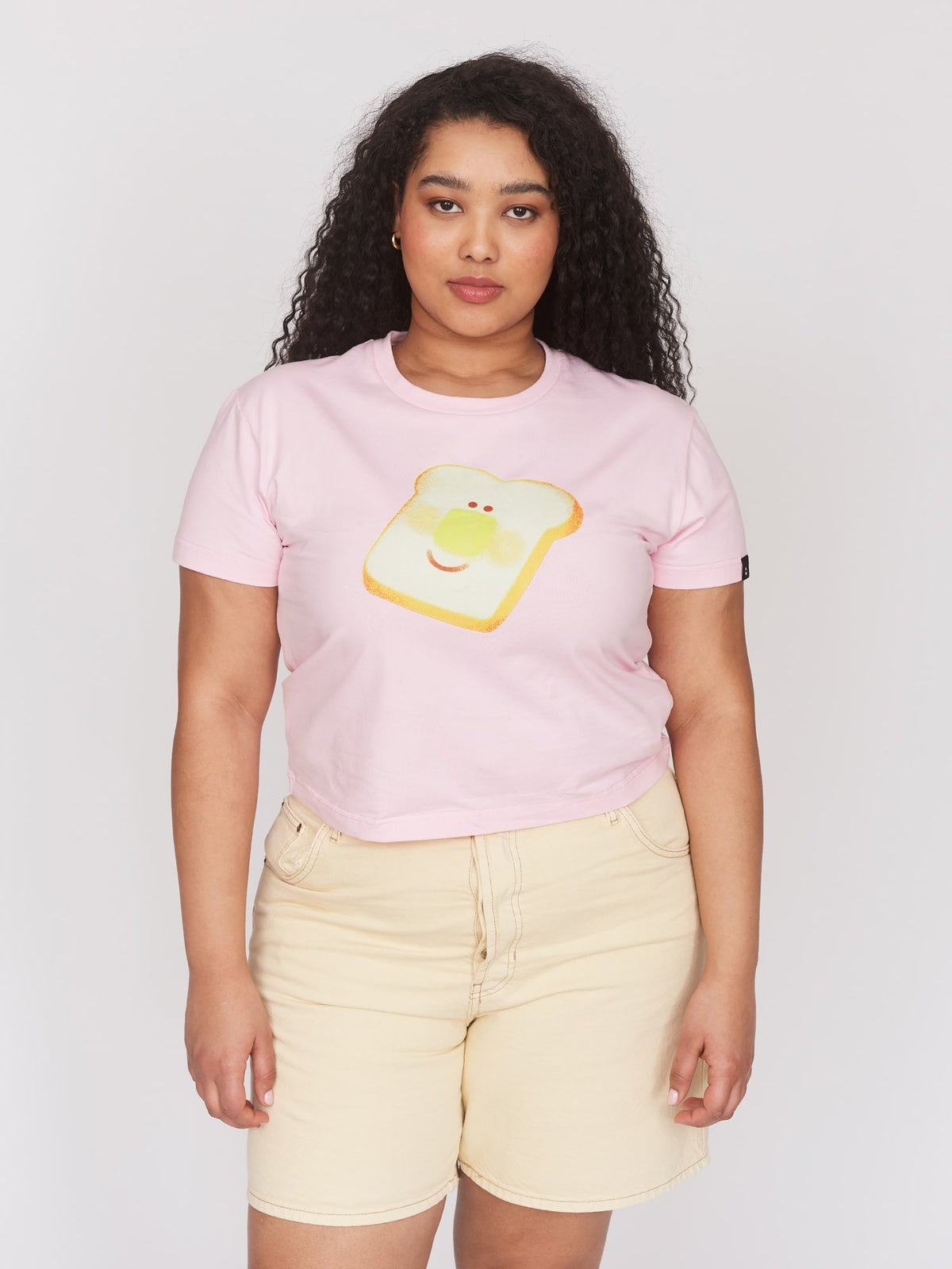 collection-curve, model:Zaynab wears size XXL and is 5’8”