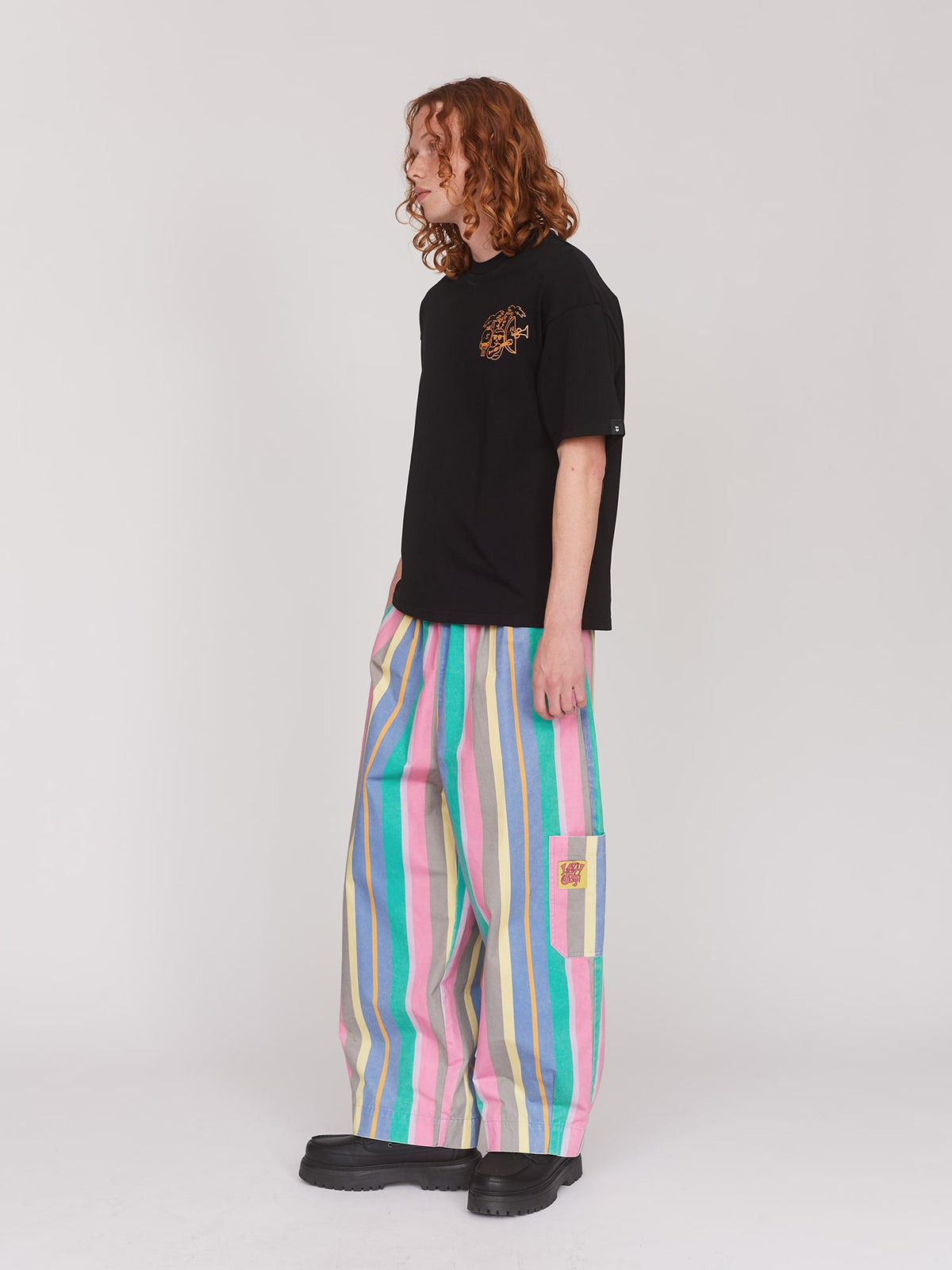 model:Archie wears size S and is 6’1”