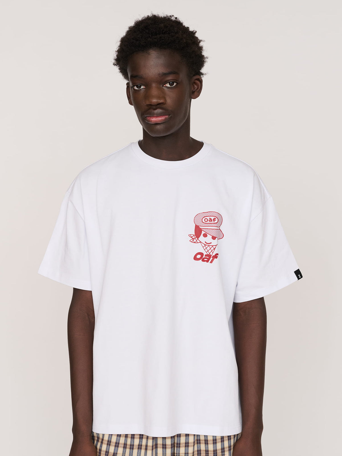 Collection-men-landing, collection-men-new-in-1, collection-men, collection-mens-t-shirts, model:Elhadj wears size L and is 6’1”