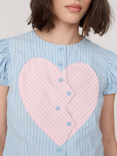 model:Jess wears size 8 and is 5’7”