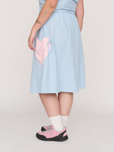 model:Bella wears size XXL and is 5’10”