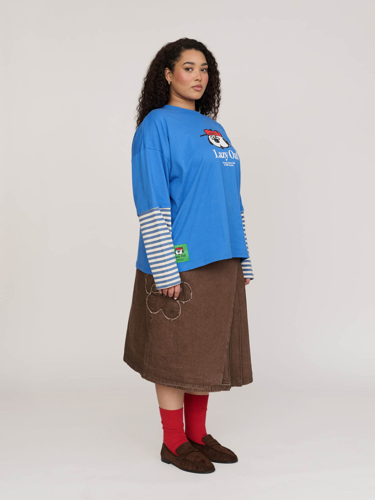 model:Zaynab wears size XXL and is 5’8”
