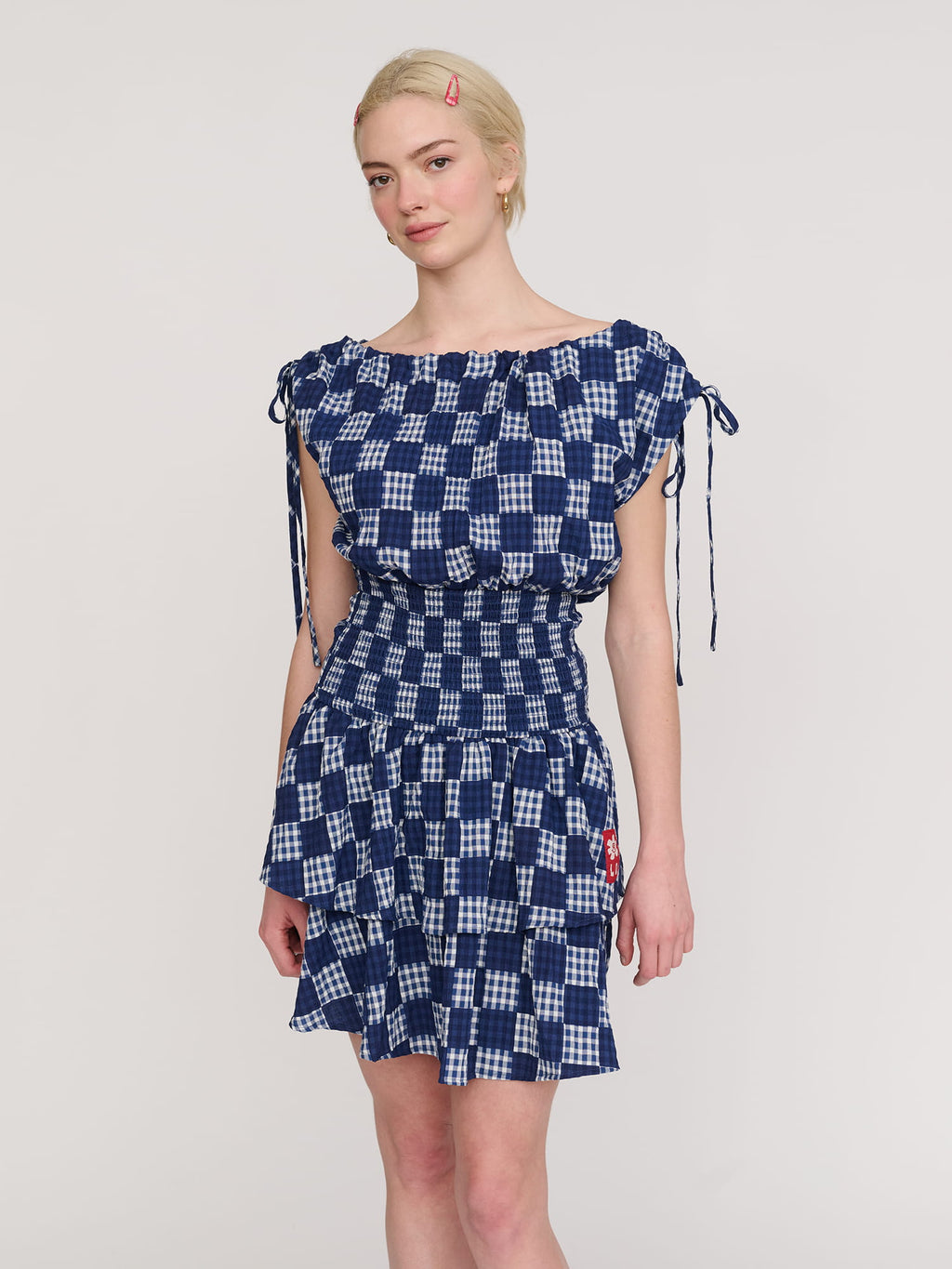 Collection-women-landing, collection-women-new-in-1, collection-womens-dresses, model:Emmie wears size 8 and is 5’6”