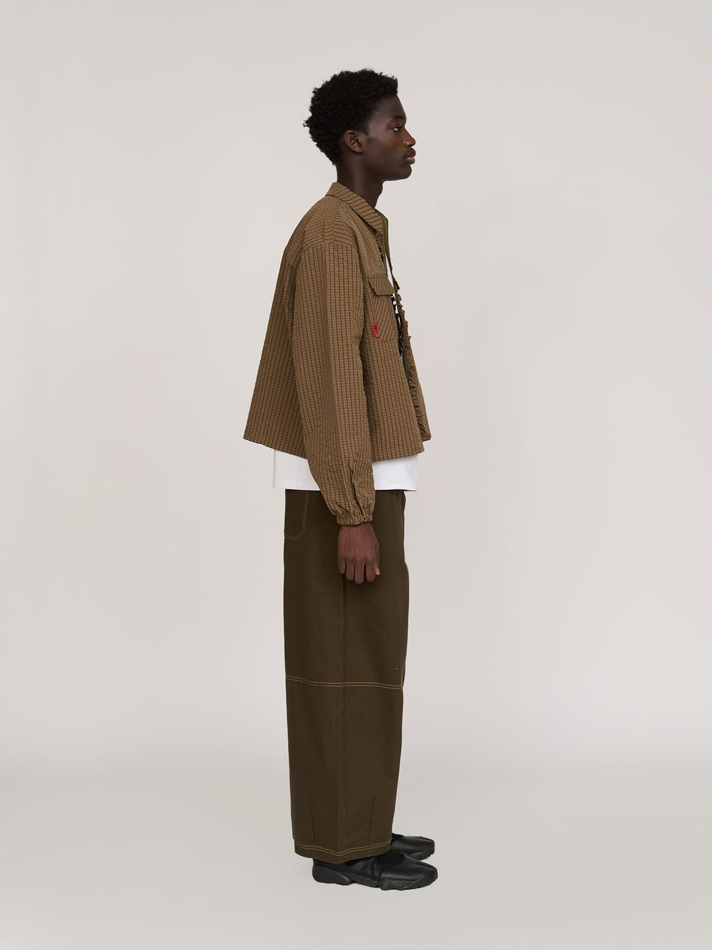 model:Elhadj wears size L and is 6’1”