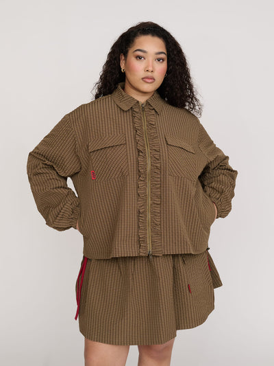 collection-curve, collection-co-ords, model:Zaynab wears size XXL and is 5’8”