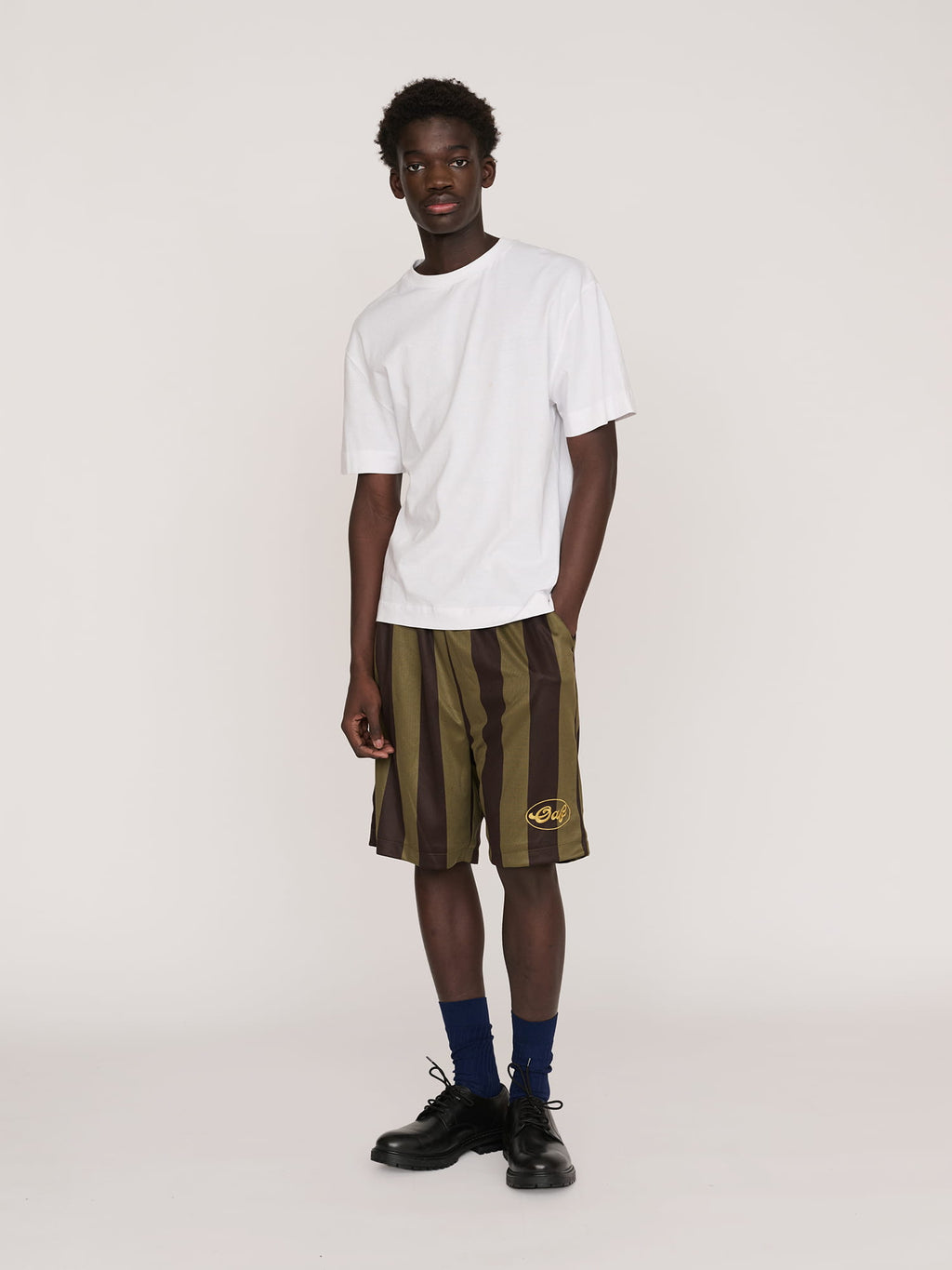 model:Elhadj wears size L and is 6’1”