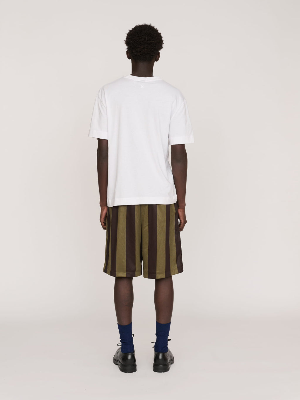 model:Elhadj wears size L and is 6’1”