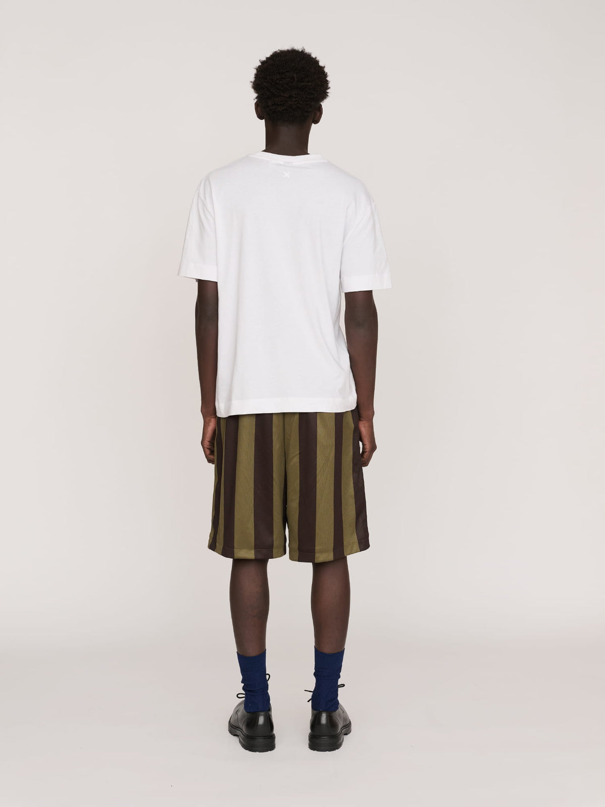 model:Elhadj wears size L and is 6’1”