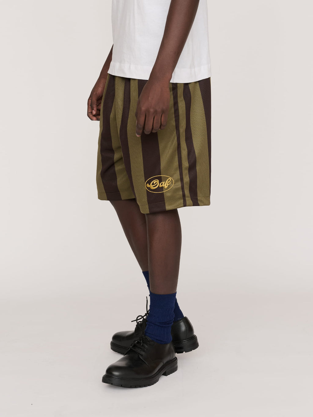 model:Elhadj wears size L and is 6’1”