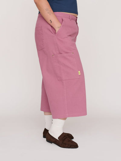 model:Bella wears size 38 and is 5’10”