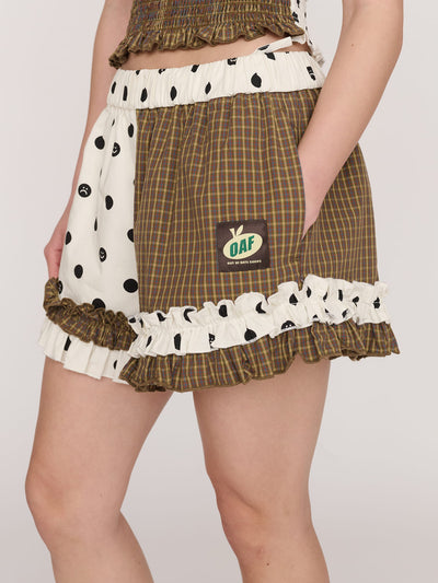 model:Jess wears size S and is 5’7”