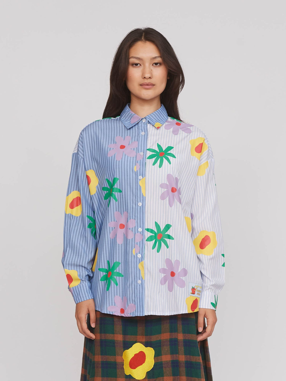 Collection-women-landing, collection-women-new-in-1, collection-womens-shirts, collection-spring-looks, model:Aira wears size S and is 5’9”,collection-sale