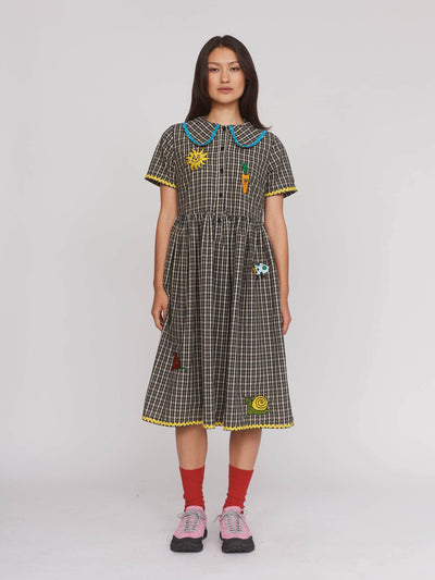 Collection-women-landing, collection-women-new-in-1, collection-womens-dresses, model:Aira wears size 8 and is 5’9”