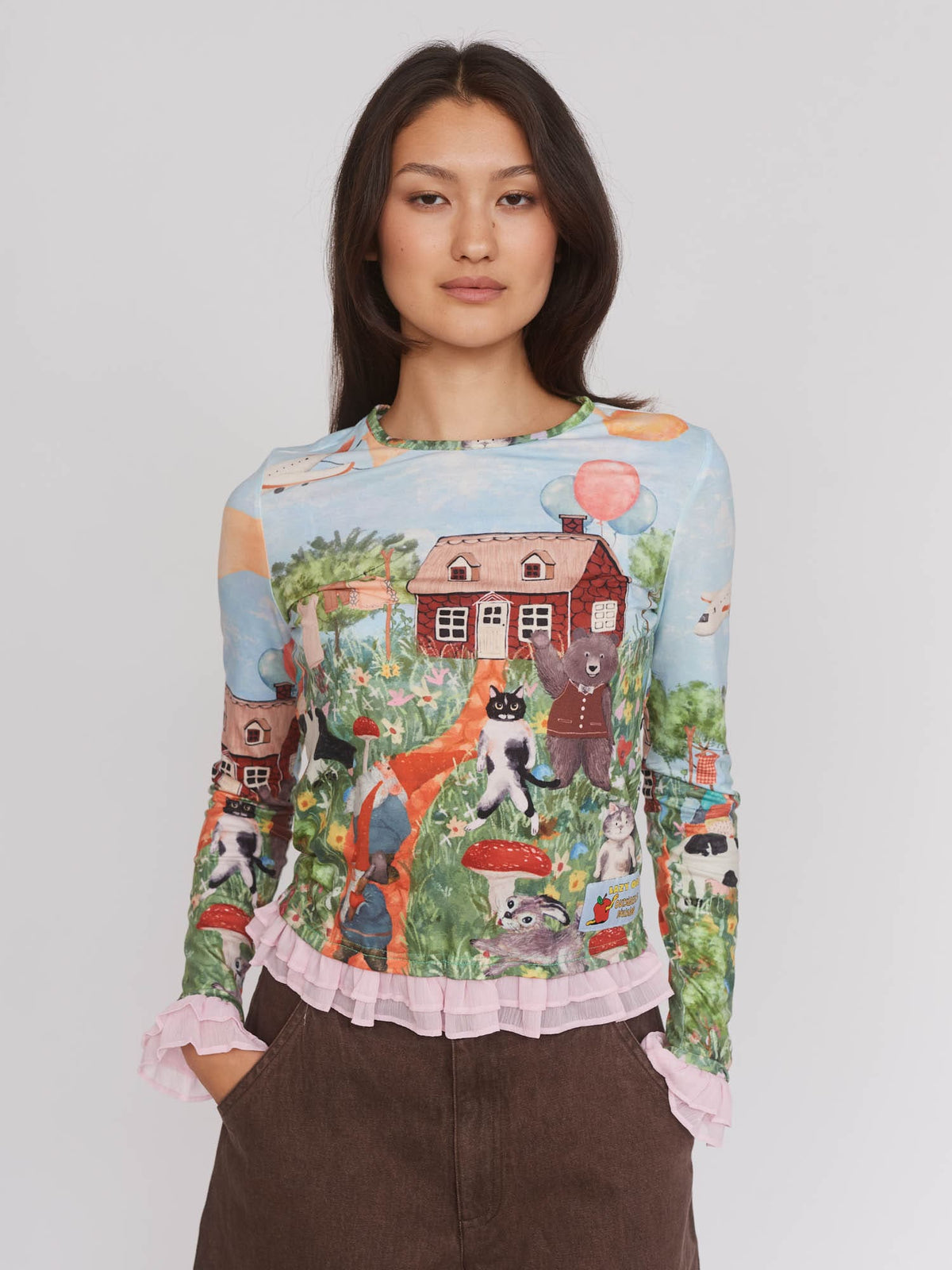 Collection-women-landing, collection-women-new-in-1, collection-womens-tops, model:Aira wears size S and is 5’9”