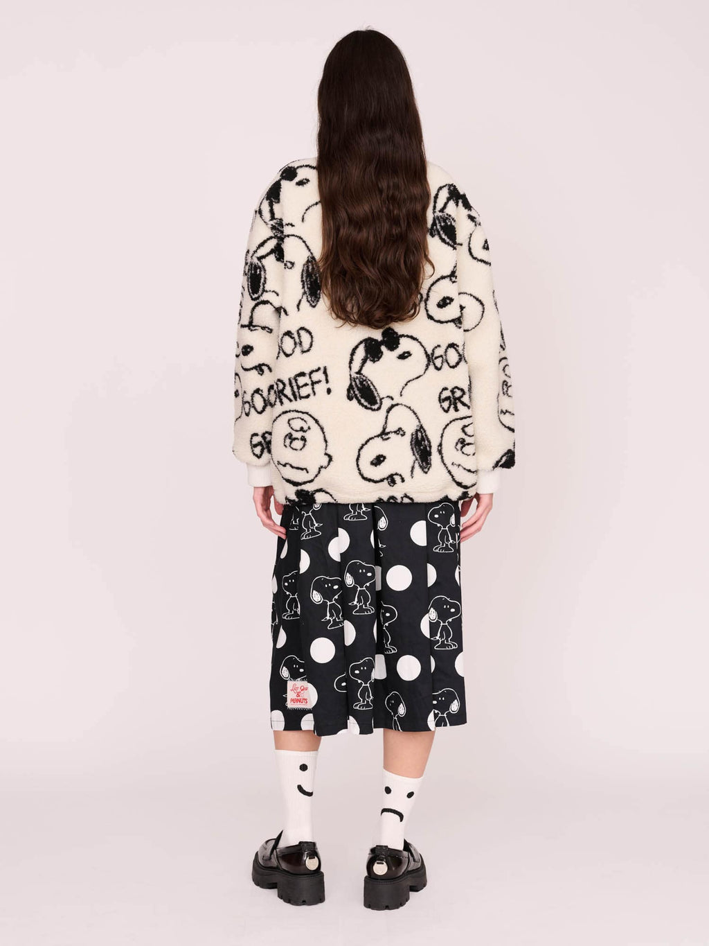 model:Winnie wears size S and is 5’9”