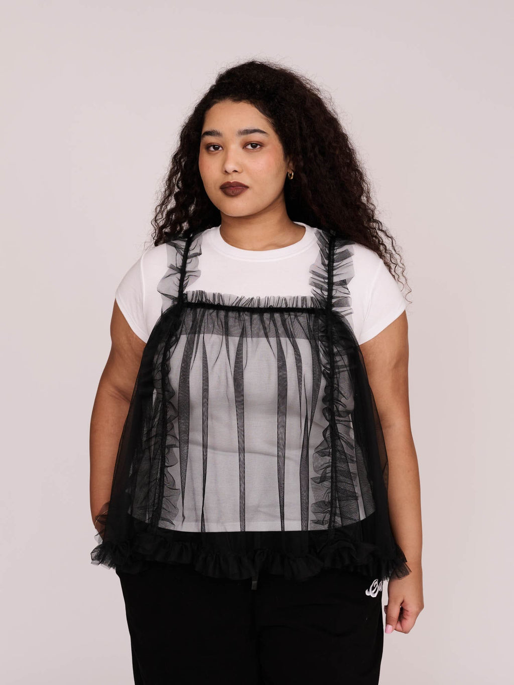 collection-curve, model:Zaynab wears size XXL and is 5’8”