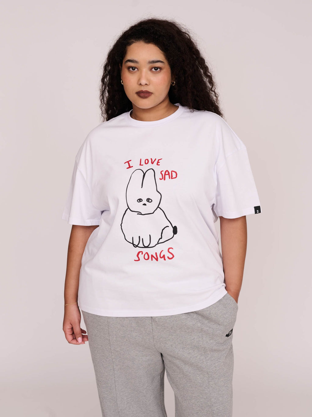 collection-curve, model:Zaynab wears size XXL and is 5’8”