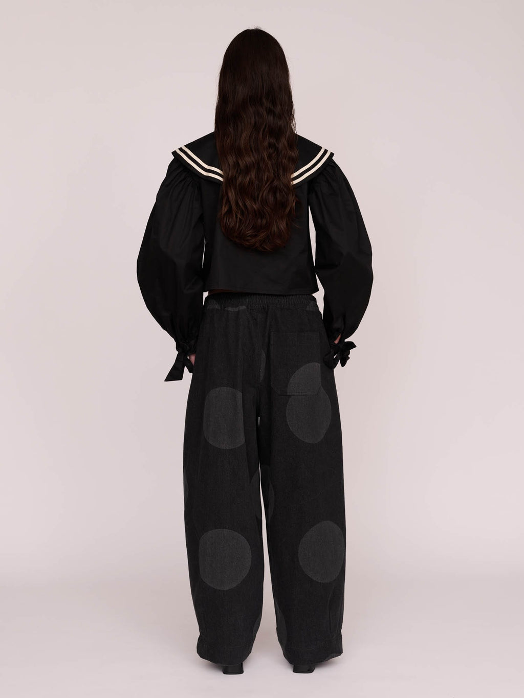 model:Winnie wears size S and is 5’9