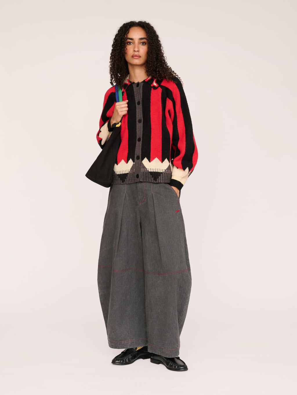 model:Furra wears size S and is 5’10”