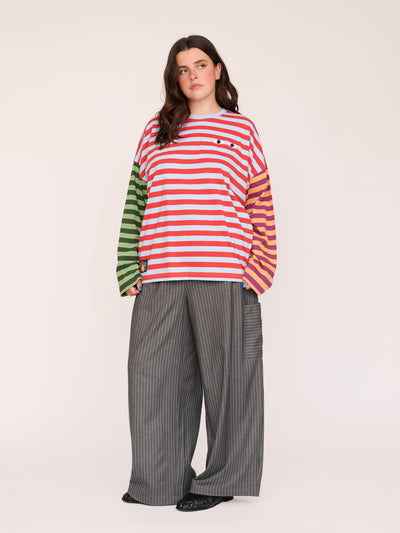 model:Bella wears size XL and is 5’10”