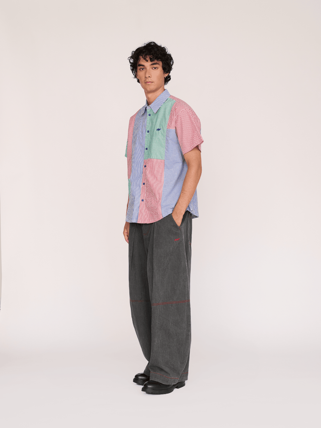 model:Emmett wears size L and is 6’1”