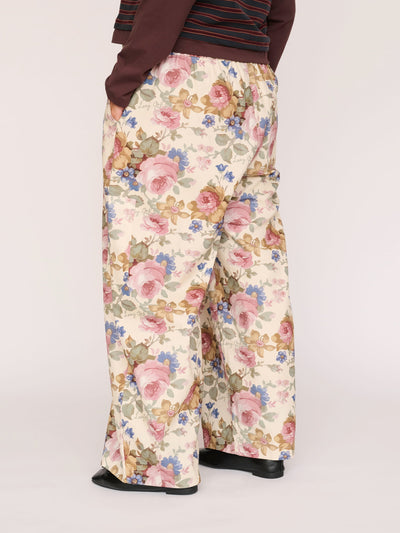 model:Bella wears size XXL and is 5’10”