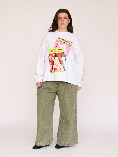 model:Bella wears size XXL and is 5’10”