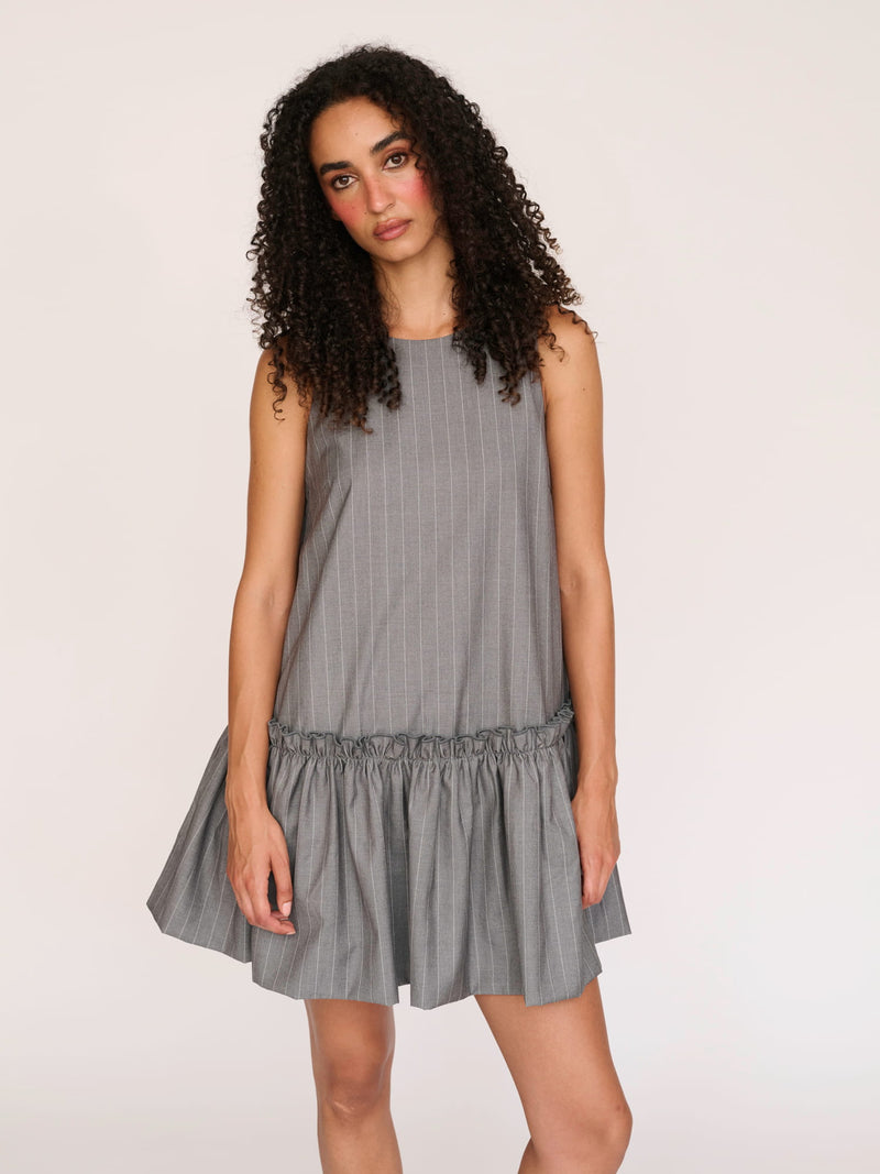 Collection-women-landing, collection-women-new-in-1, collection-womens-dresses, model:Furra wears size S and is 5’10”