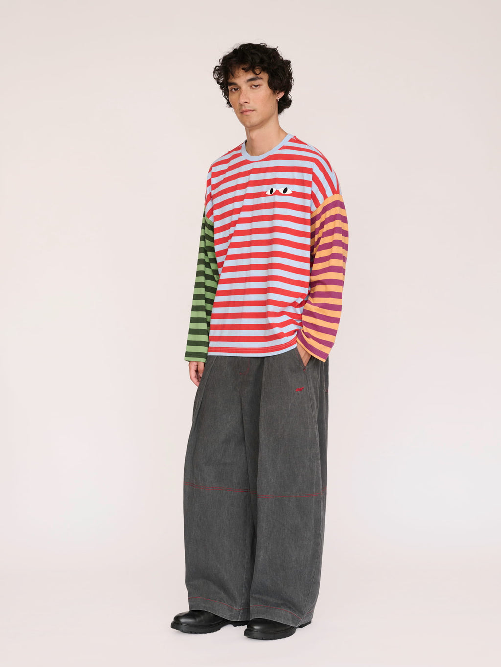 model:Emmett wears size L and is 6’1”